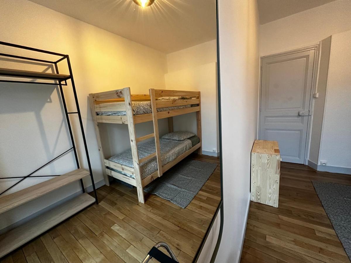 Belle Maison De Ville Au Coeur Du Village De Montagne Vic-sur-Cère Eksteriør billede