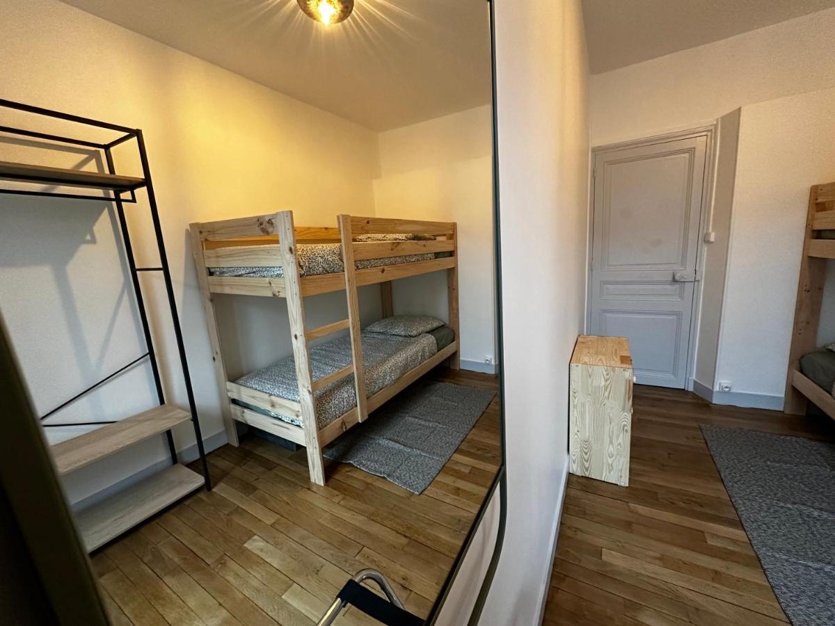 Belle Maison De Ville Au Coeur Du Village De Montagne Vic-sur-Cère Eksteriør billede